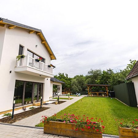 Ioanaguesthouse Turda Exterior foto