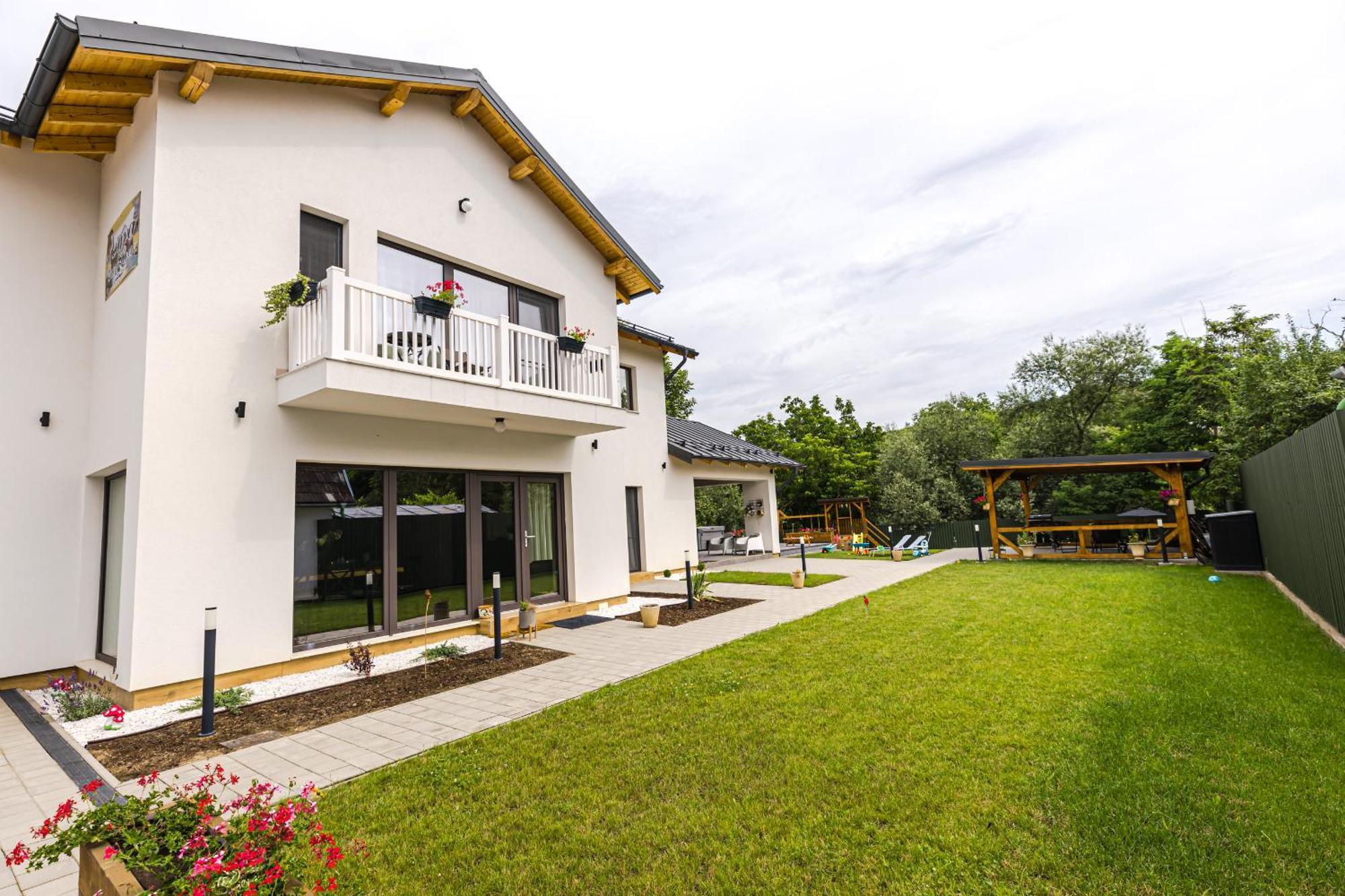 Ioanaguesthouse Turda Exterior foto